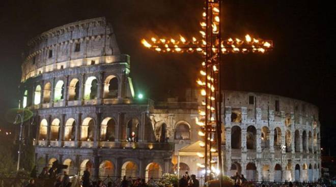 Chiusure a Roma per Via Crucis, cortei e potature