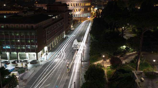 La Grande Bellezza, rooftop del Mercure Roma Centro Colosseo, rende omaggio a Janis Joplin.