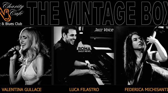 The Vintage Box in concerto al Charity Café