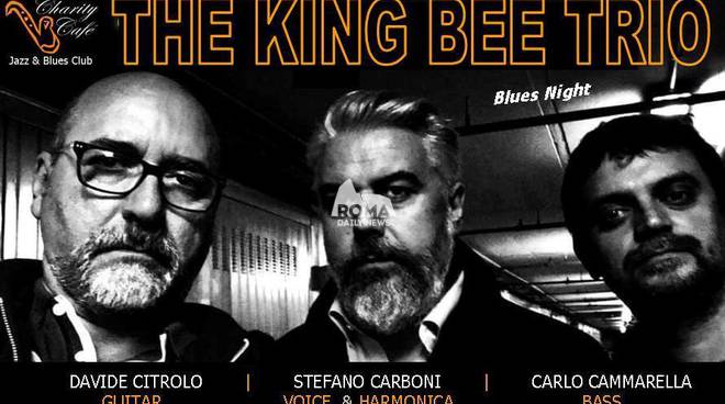 The King Bee Trio in concerto al Charity Café