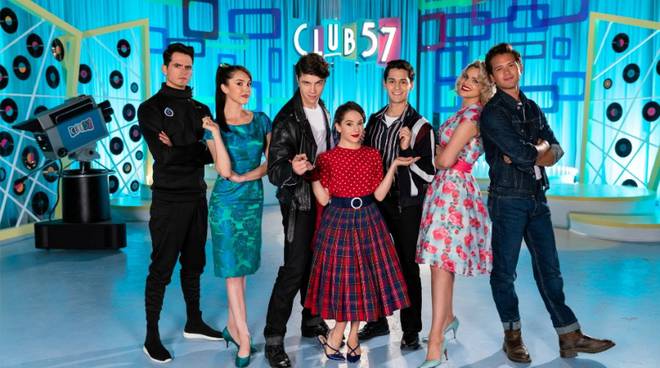 Torna Club 57, la serie che porta in TV l'energia degli anni 50 -  RomaDailyNews