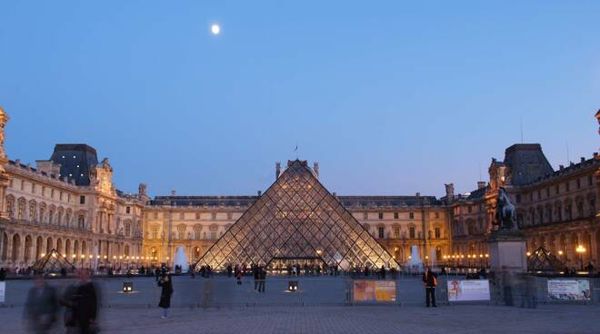 La Pyramide du Louvre 