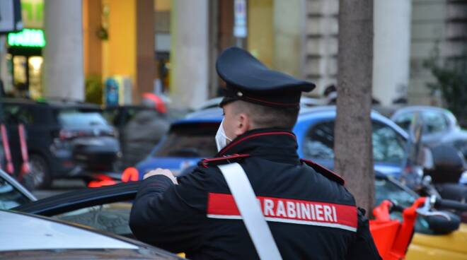 controlli anticovid carabinieri piazza vittorio