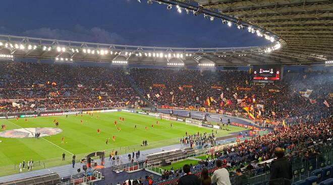 Live Roma Bayer Leverkusen 0 1: intervallo all’Olimpico