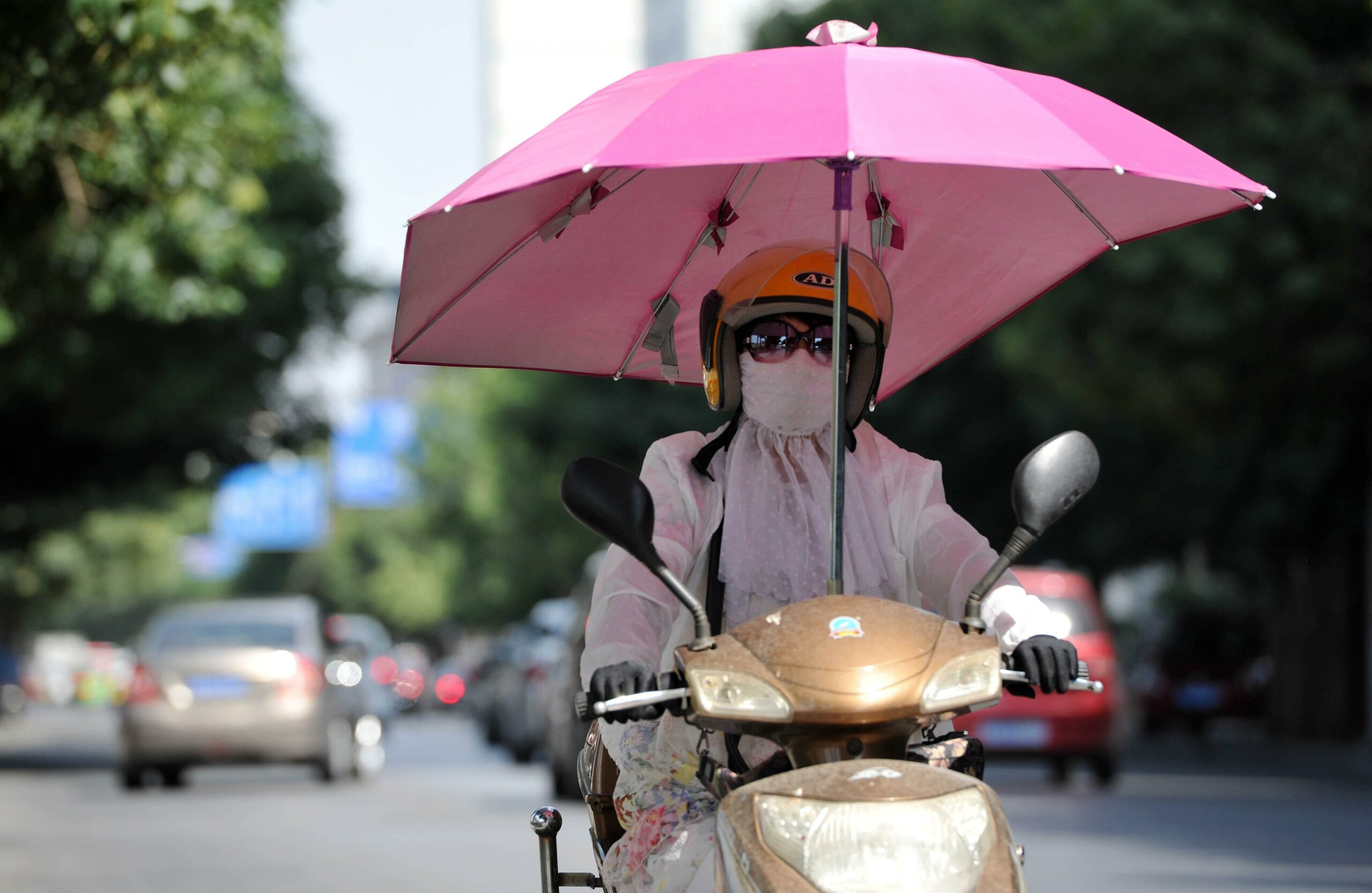 Cina: si impegna a tenere e bike all’aperto per prevenire incendi