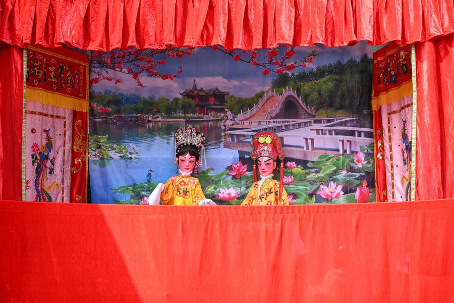 Cina: Hainan, mostra su patrimonio culturale immateriale a margine di BFA (1)